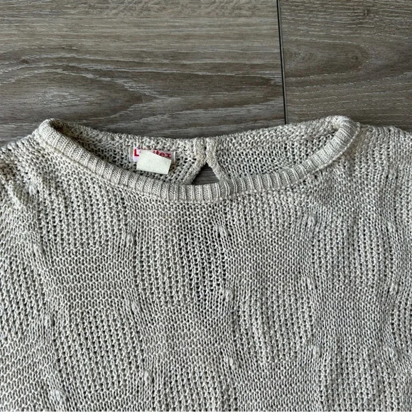 Limitex Paris Linen Blend Keyhole Back Dolman Sleeve Sweater - Picture 5 of 14